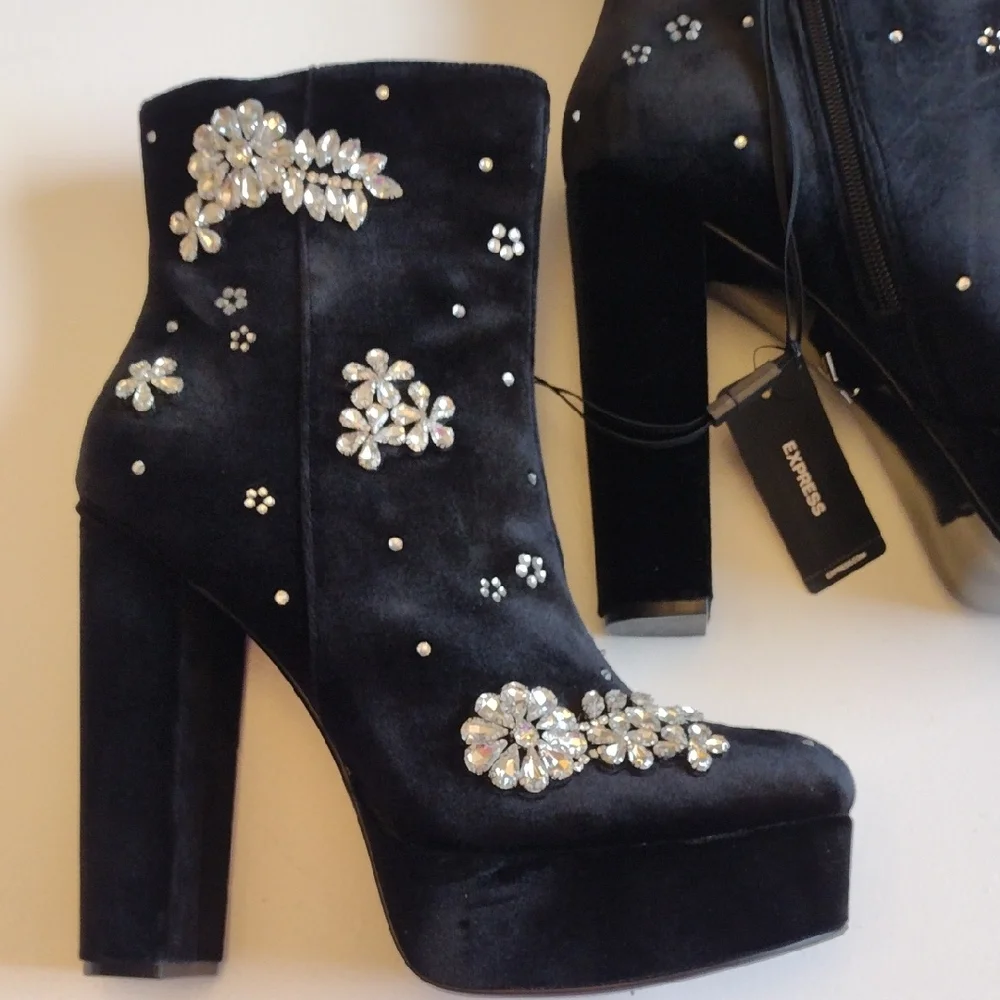 Express Black Heeled Boots with Silver Embellishments - Picture 9 of 14